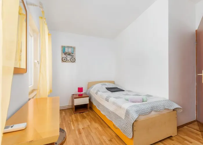 Διαμέρισμα Lora