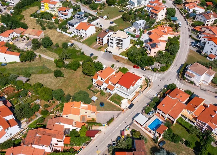 Διαμέρισμα Lora *