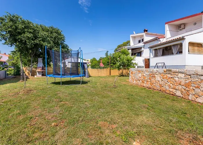 Διαμέρισμα Lora *